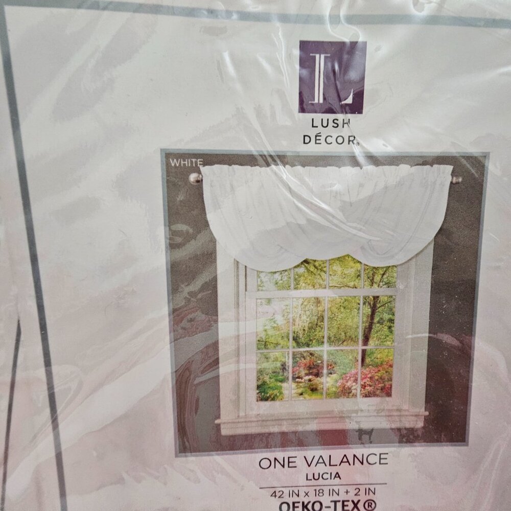 Lush Decor Lucia Single White Valance! New in package! - Picture 2 of 5